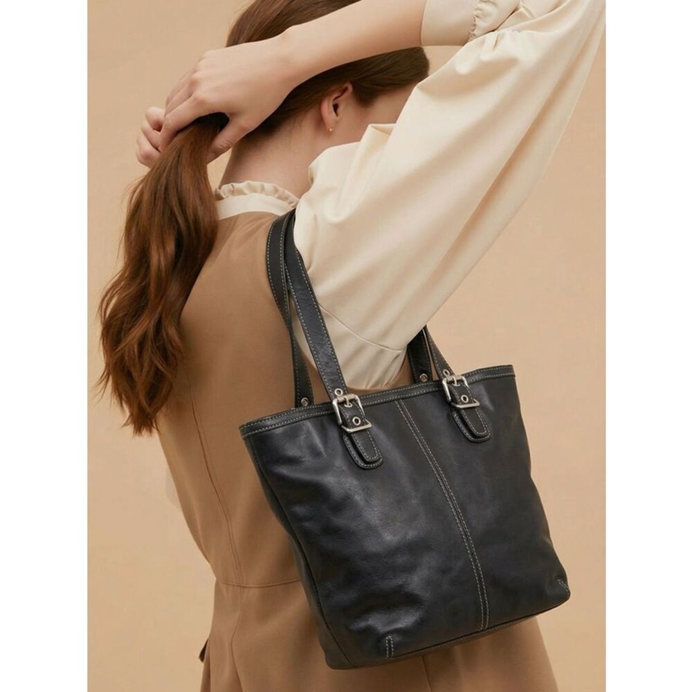 COACH | Leather Shoulder Bag Black Bucket Purse Silver Buckles